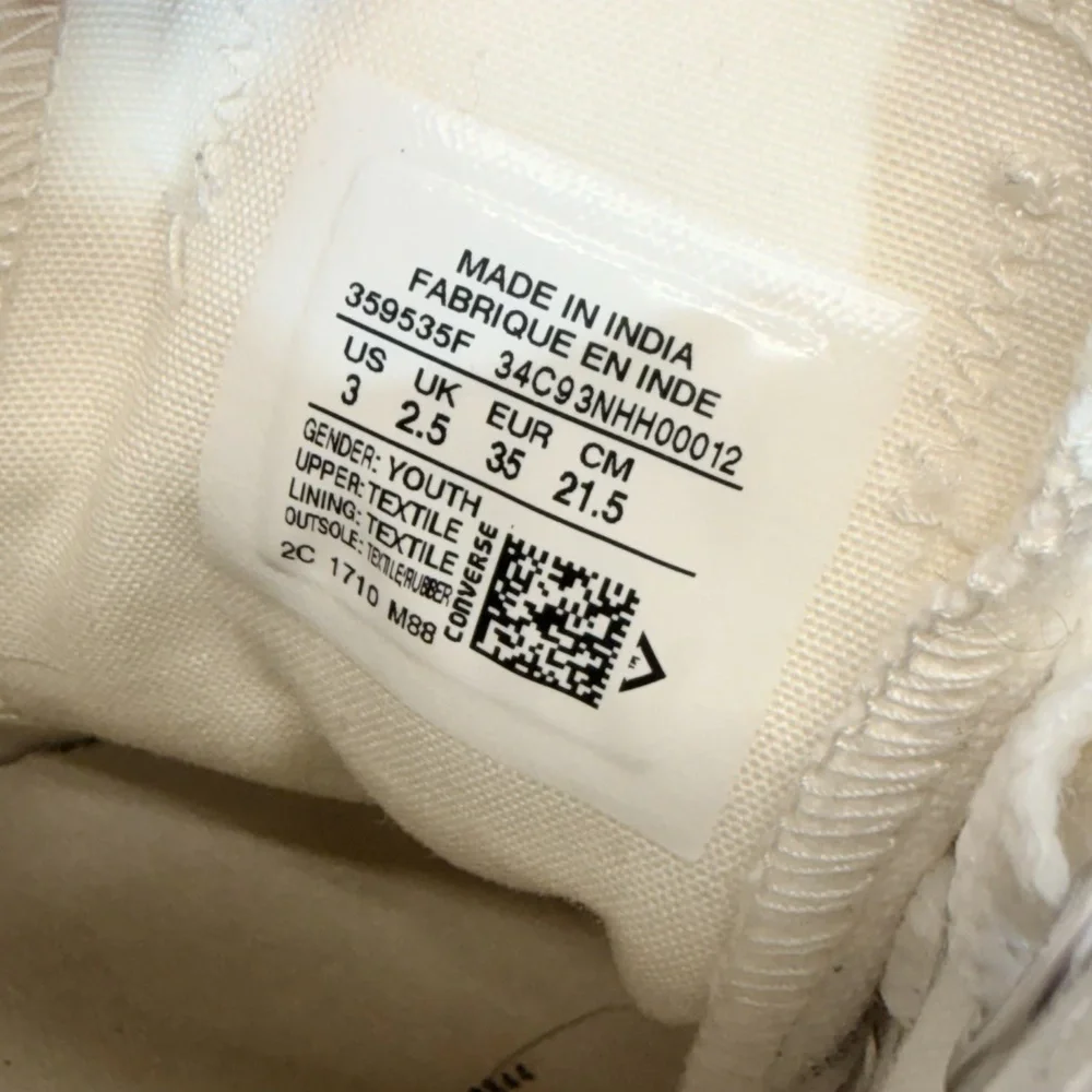 CONVERSE ALL STAR Screen Print Low Top Shoes Spell Out Youth‎ Size 3